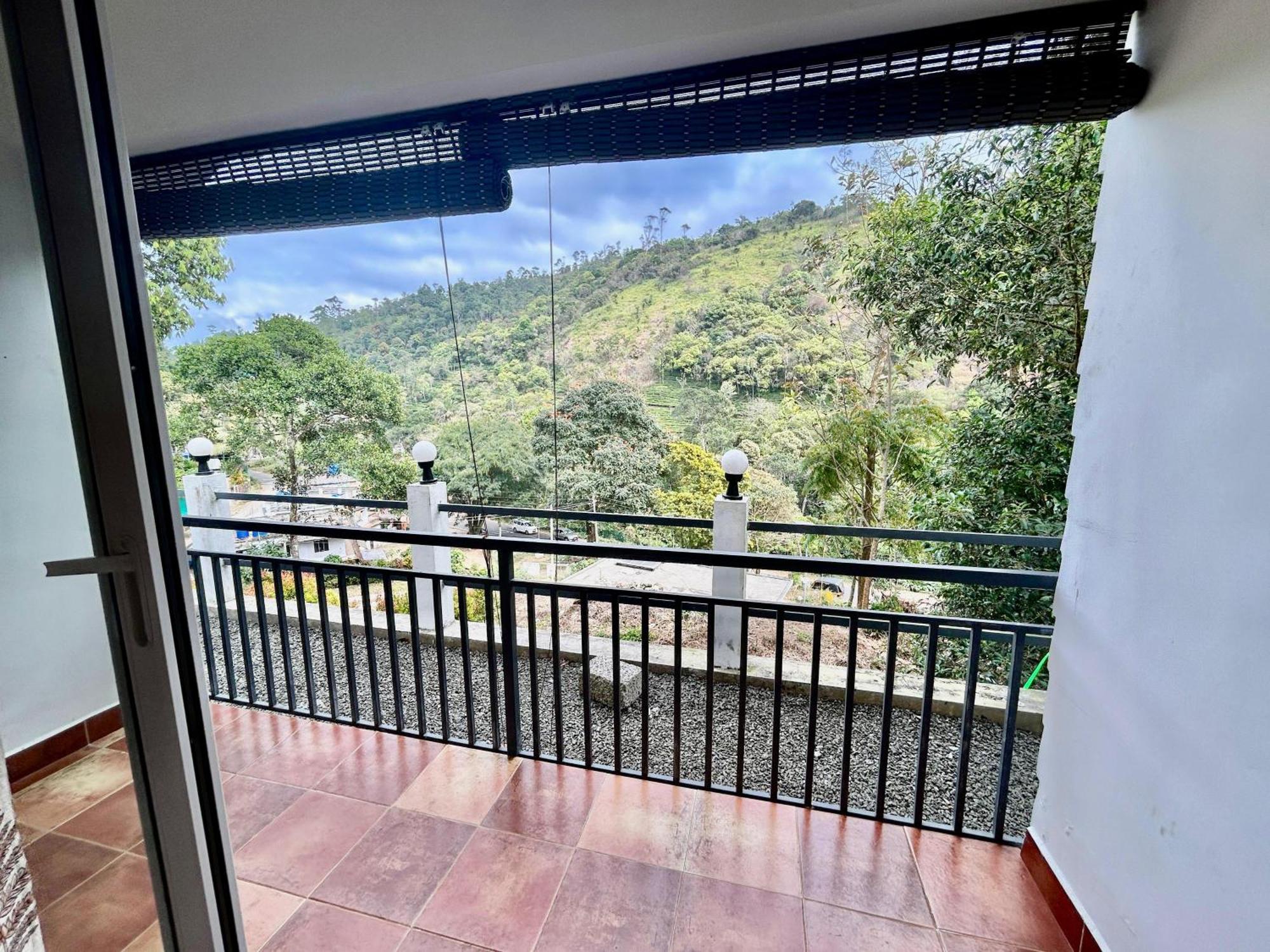 Misty Heights Peermade - Private Mountain Villa Retreat Vandiperiyar Ngoại thất bức ảnh