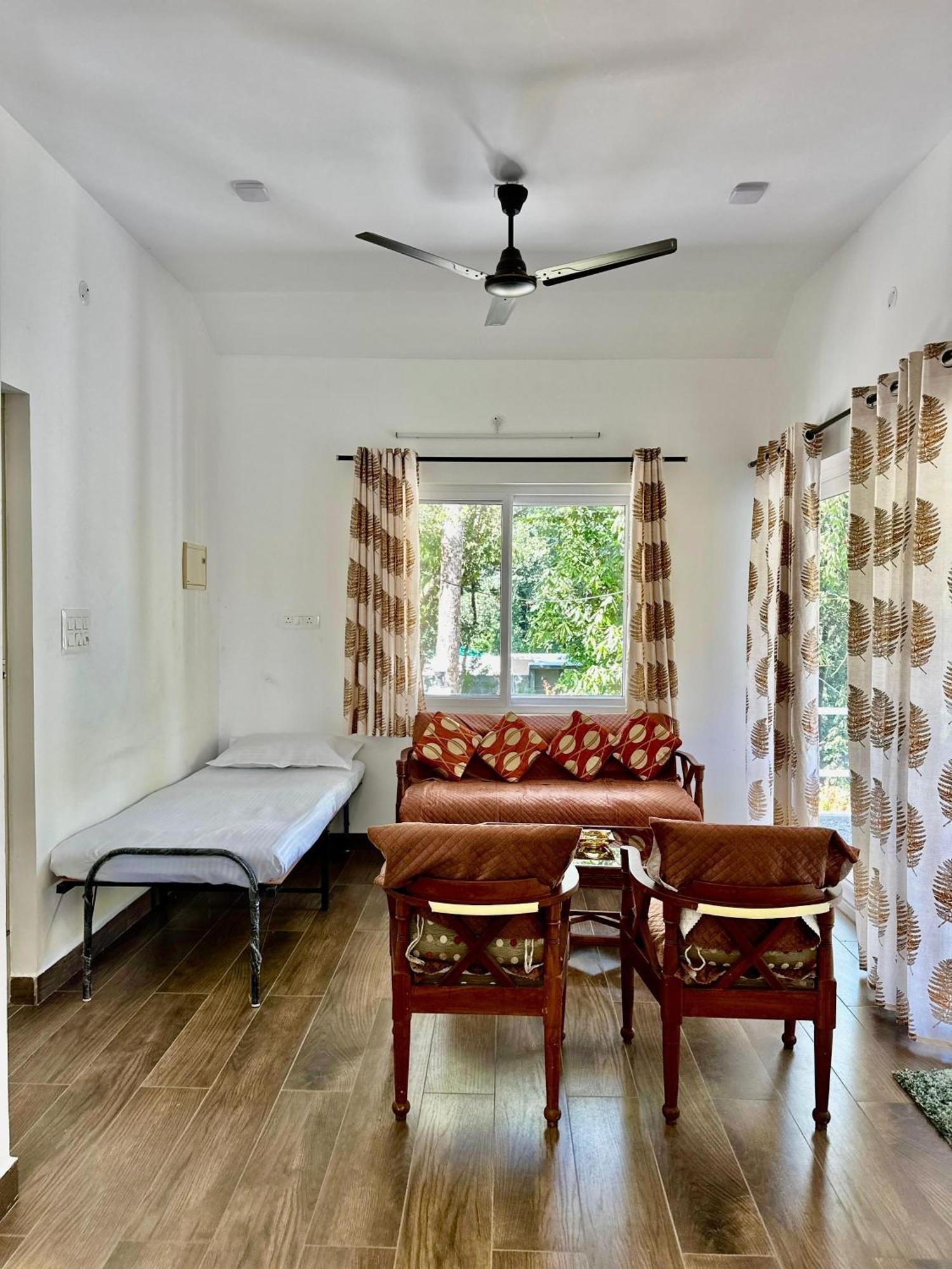 Misty Heights Peermade - Private Mountain Villa Retreat Vandiperiyar Ngoại thất bức ảnh